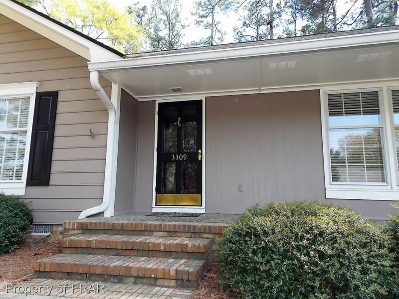3309 Rustburg Dr, Fayetteville, NC 28303