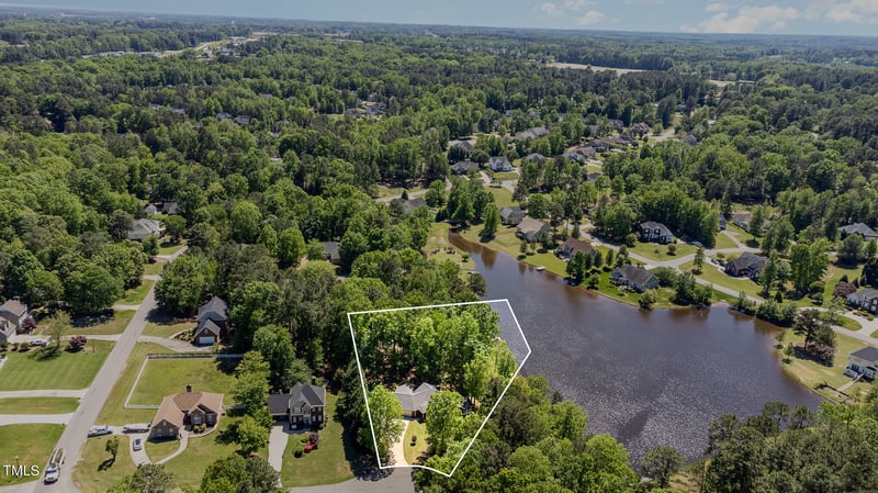 3309 Westcott Cir, Sanford, NC 27330