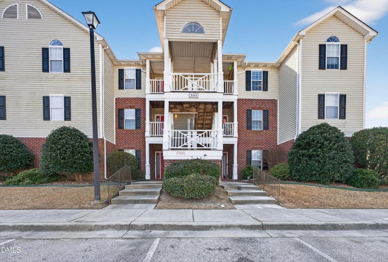 331 Bubble Creek Ct #7, Fayetteville, NC 28311