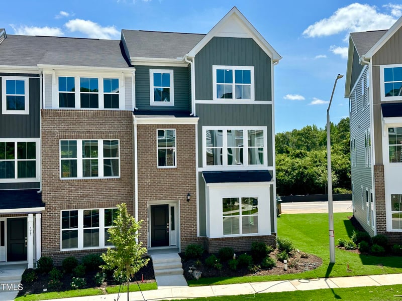 331 Chesapeake Commons St #106, Garner, NC 27529