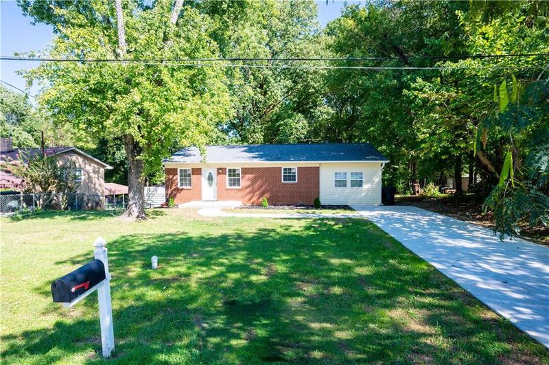 331 Dare St, Burlington, NC 27217