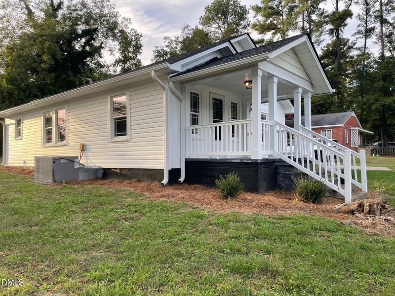 331 N Dunn St, Angier, NC 27501