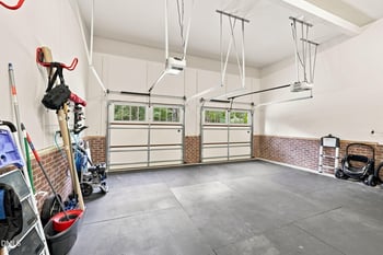 331 Forest Oaks Dr, Archer Lodge, NC 27527