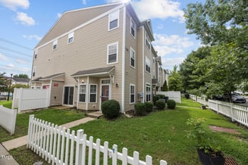 331 Gilman Ln #106, Raleigh, NC 27610