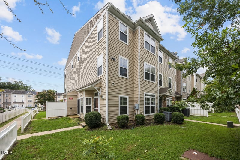 331 Gilman Ln #106, Raleigh, NC 27610