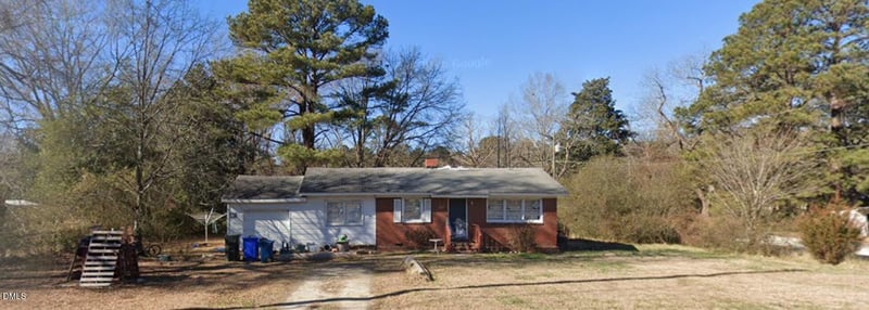 331 Plymouth St, Fayetteville, NC 28312