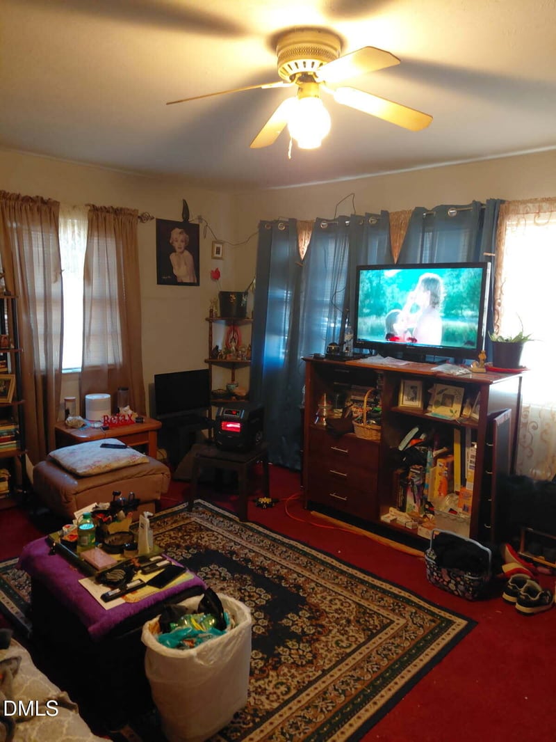 331 Plymouth St, Fayetteville, NC 28312