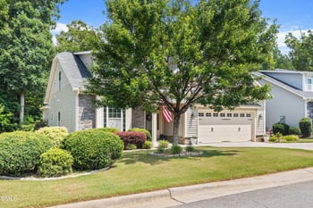 331 Sugarberry Ln, Clayton, NC 27527