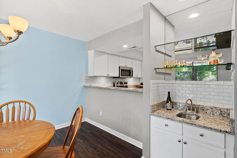 331 S West St, Cary, NC 27511