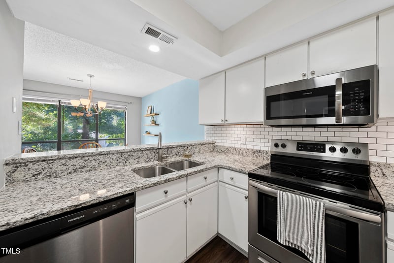 331 S West St, Cary, NC 27511