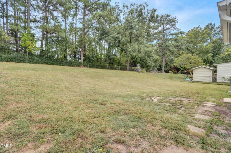 3312 Apache Dr, Raleigh, NC 27609