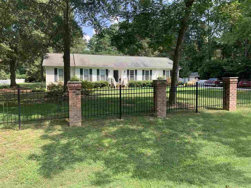 3312 Barnsley Ln, Raleigh, NC 27604