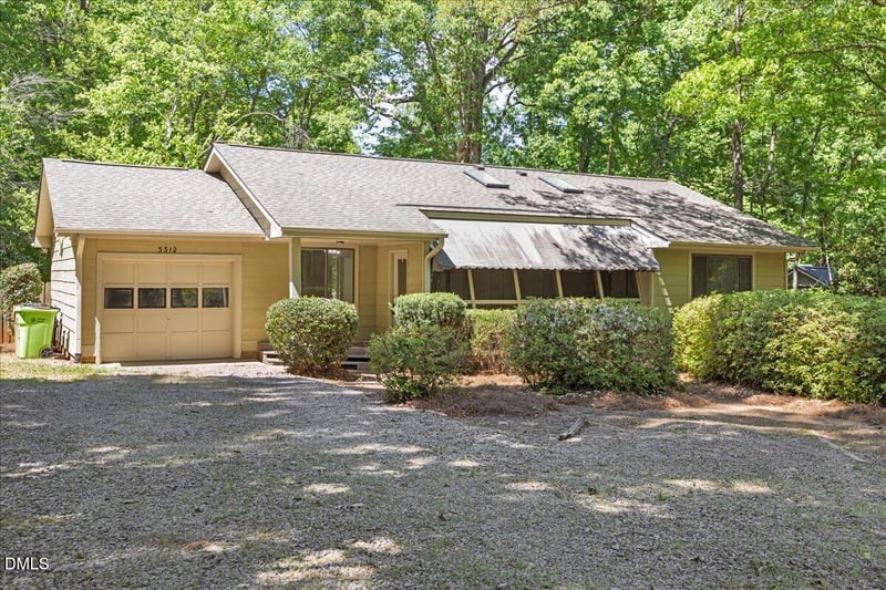 3312 Bearskin Ct, Raleigh, NC 27606