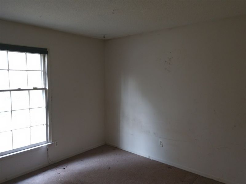 3312 Courtland Dr, Durham, NC 27707