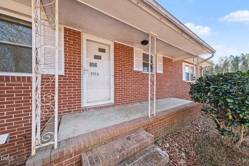 3312 Hamlin Rd, Durham, NC 27704