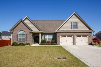 3312 Michler Ln, Fayetteville, NC 28304
