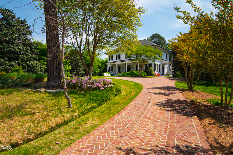 3312 Rock Creek Dr, Raleigh, NC 27609