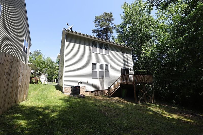 3312 Sunbright Ln, Raleigh, NC 27610