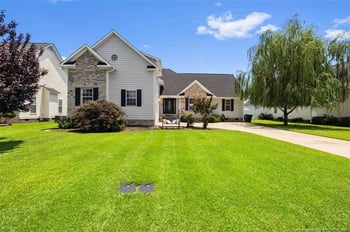 3313 Geyser Peak Rd, Fayetteville, NC 28306