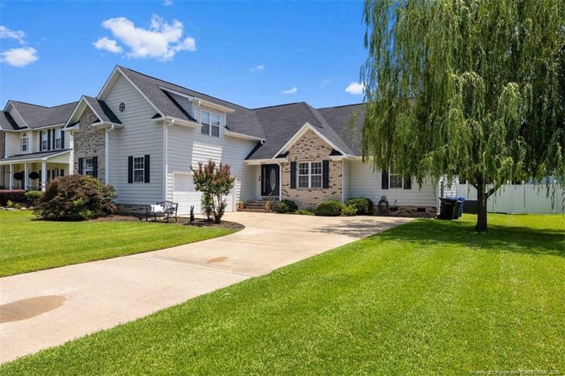 3313 Geyser Peak Rd, Fayetteville, NC 28306