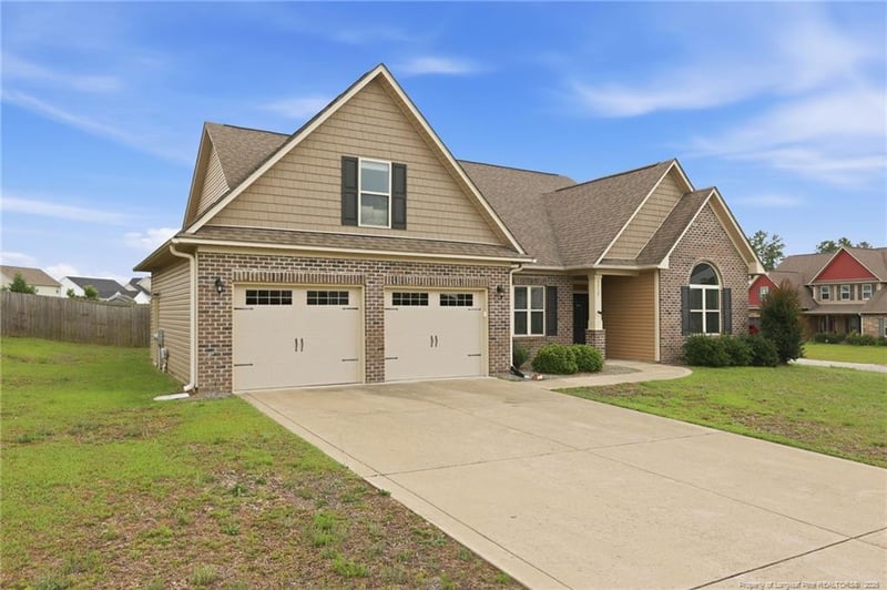 3313 Michler Ln, Fayetteville, NC 28304