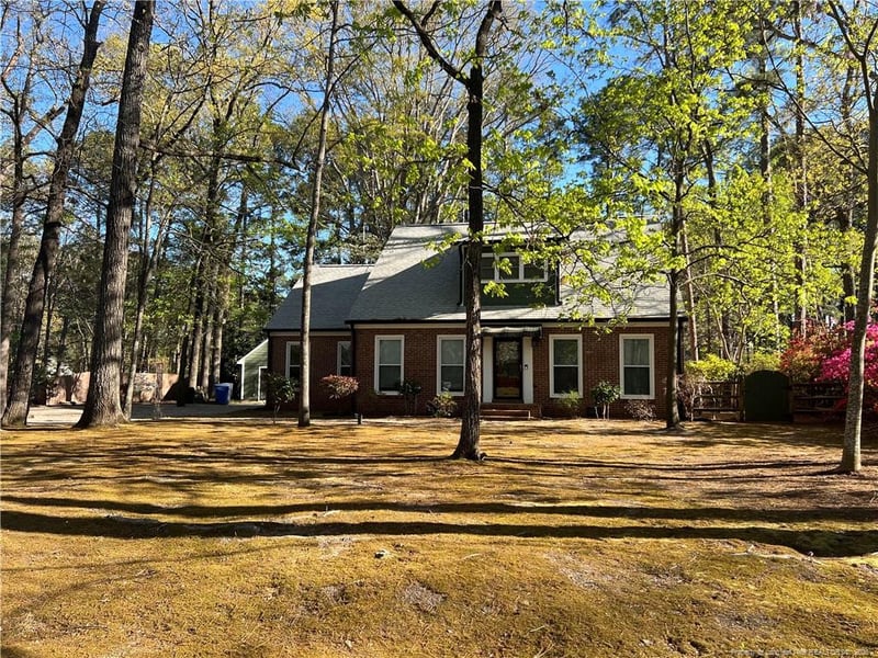 3313 Quarry Dr, Fayetteville, NC 28303