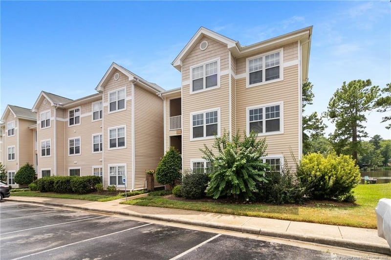 3314 Harbour Pointe Pl #104, Fayetteville, NC 28314