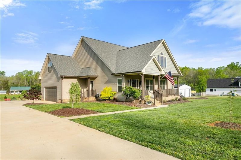 3315 Beaver Creek Rd, Burlington, NC 27215
