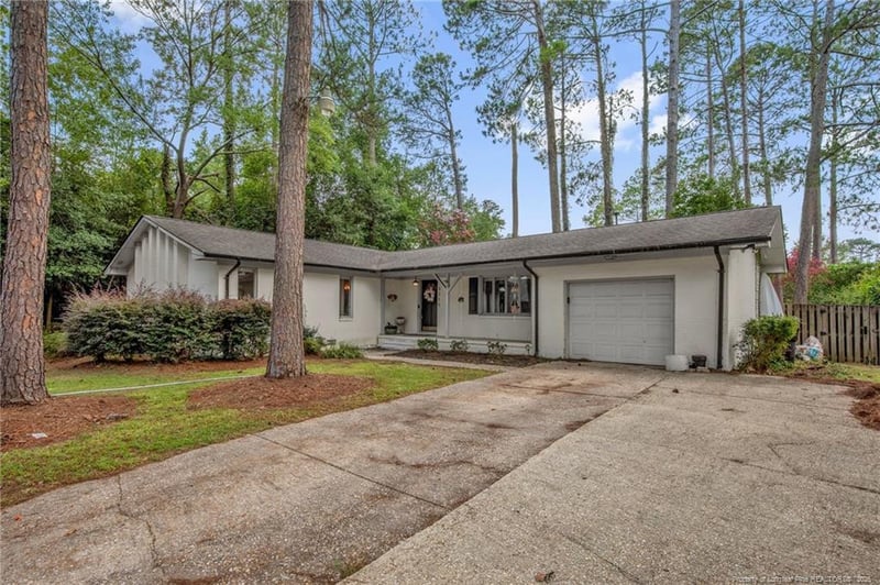 3315 Jura Dr, Fayetteville, NC 28303