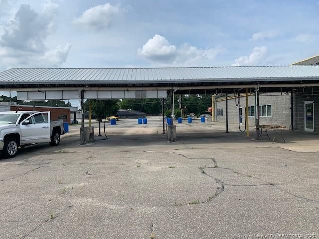 3315 Raeford Rd, Fayetteville, NC 28303
