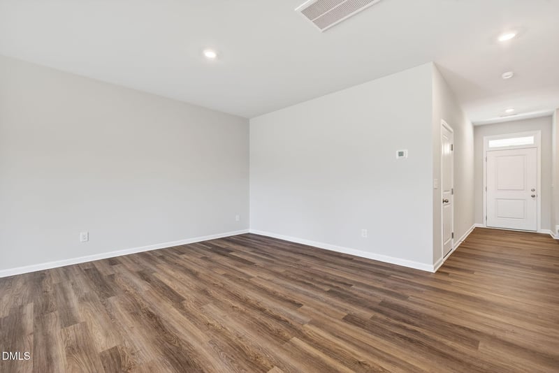 3316 Bailey Lk Dr, Fuquay Varina, NC 27526