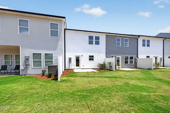 3316 Bailey Lk Dr, Fuquay Varina, NC 27526