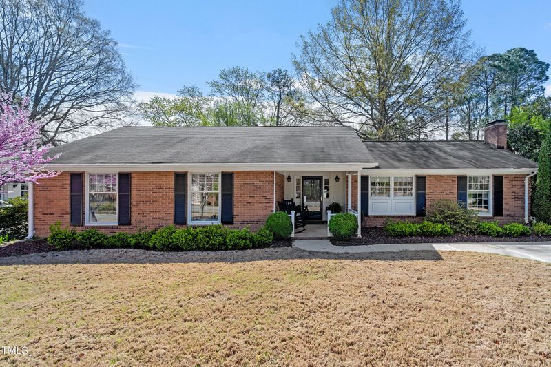 3316 Blue Ridge Rd, Raleigh, NC 27612