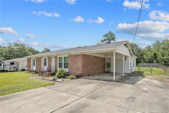 3316 Forest Lake Dr, Hope Mills, NC 28348