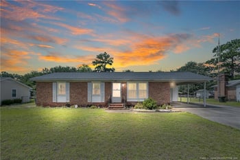 3316 Forest Lake Dr, Hope Mills, NC 28348