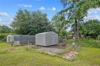 3316 Forest Lake Dr, Hope Mills, NC 28348