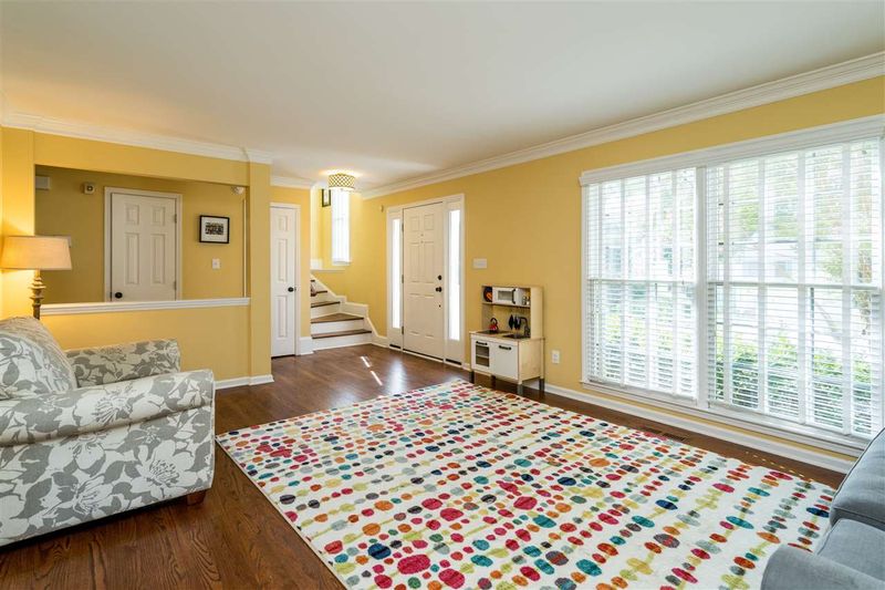 3316 Stone Castle Ct, Raleigh, NC 27613