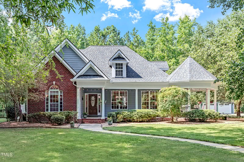 3316 Whittingham Dr, New Hill, NC 27562