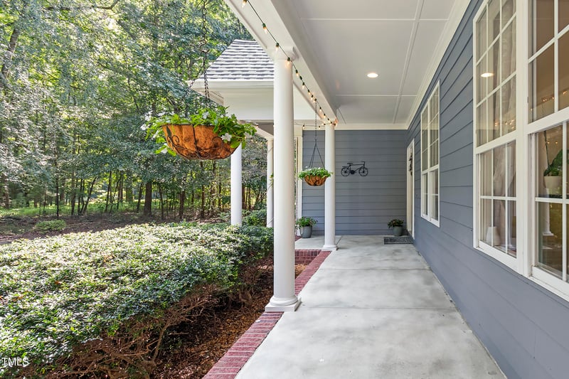 3316 Whittingham Dr, New Hill, NC 27562