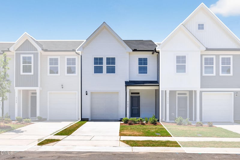 3318 Bailey Lk Dr, Fuquay Varina, NC 27526