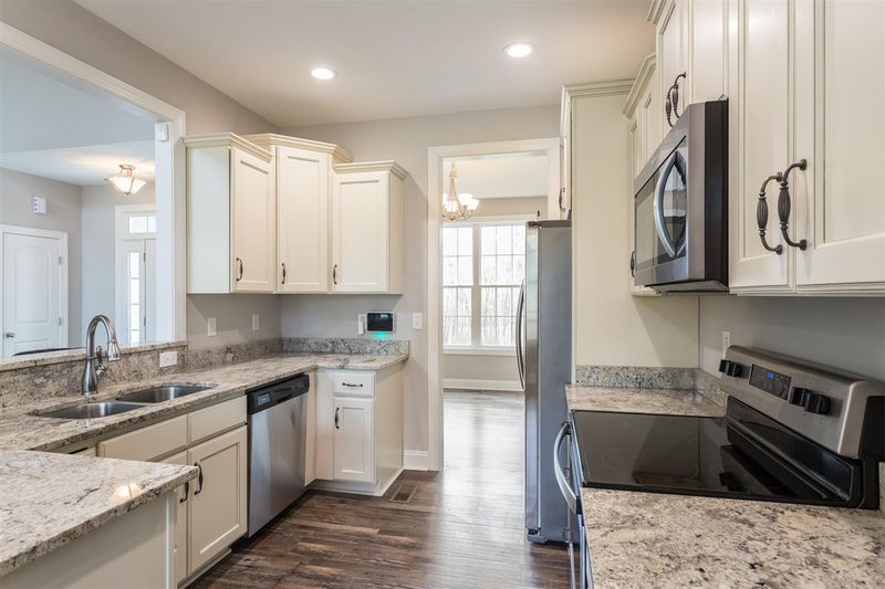 3318 Highgate Rd, Raleigh, NC 27603