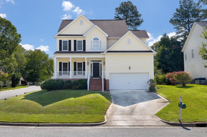 3318 Meadowrun Dr, Durham, NC 27707