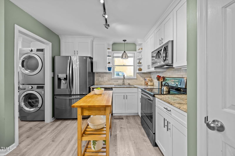 3318 Nantuckett Ave, Durham, NC 27703