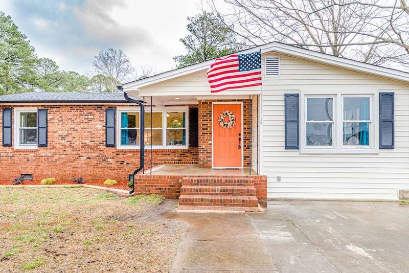 3319 Truelove Dr, Sanford, NC 27332