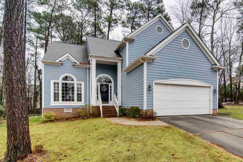332 Bond Lake Dr, Cary, NC 27513