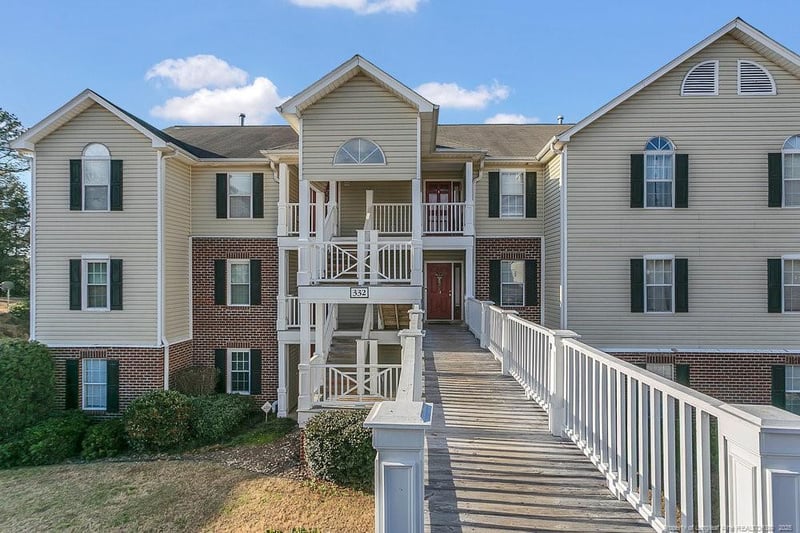 332 Bubble Creek Ct #1, Fayetteville, NC 28311