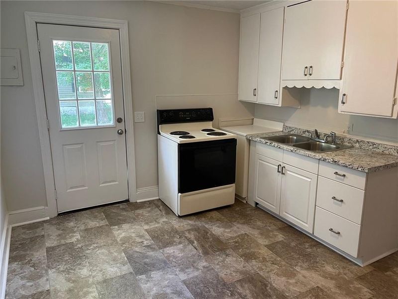 332 Cates Ave, Burlington, NC 27215