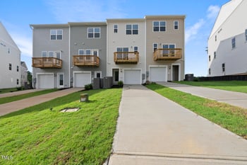332 Chesapeake Commons St #141, Garner, NC 27529
