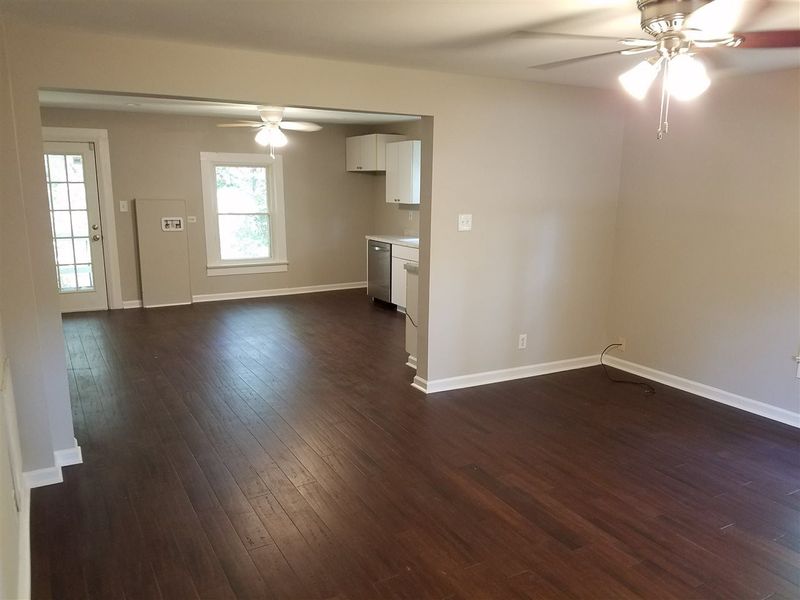 332 W Chestnut Ave, Wake Forest, NC 27587