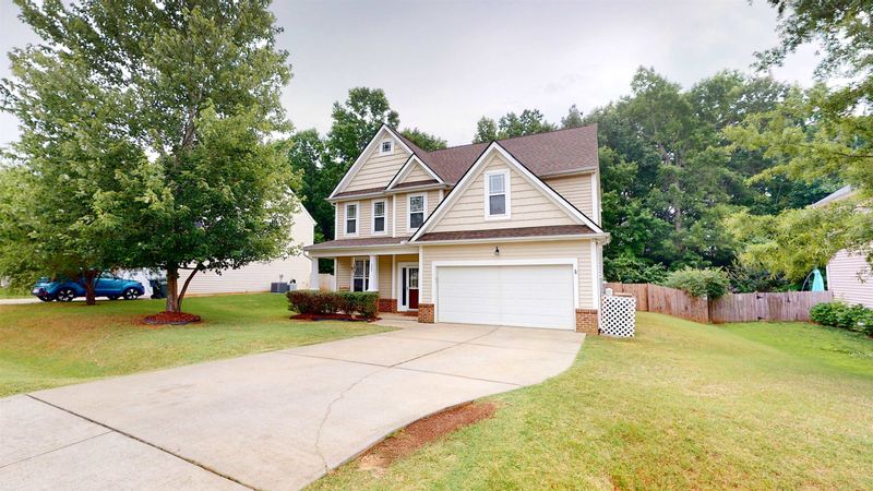 332 Collinsworth Dr, Clayton, NC 27527